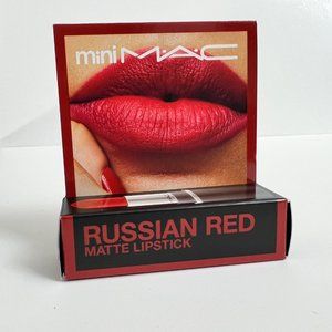 mini MAC Lipstick - Russian Red 💋💋💋